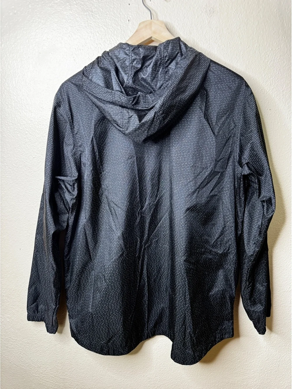 Patagonia Hooded Windbreaker Jacket Men L Gray Grid Full Zip Lightweight Coat